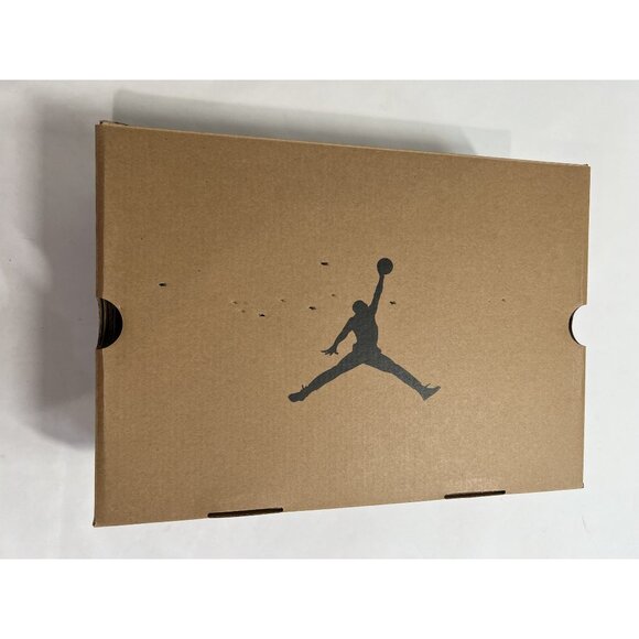 Air Jordan 12 Retro Low SE Sneakers in Super Bowl LV - Picture 3 of 10